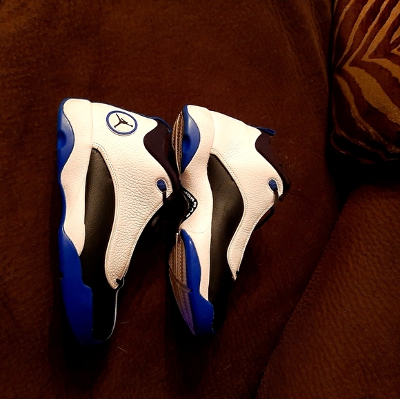 womens jordans size 9